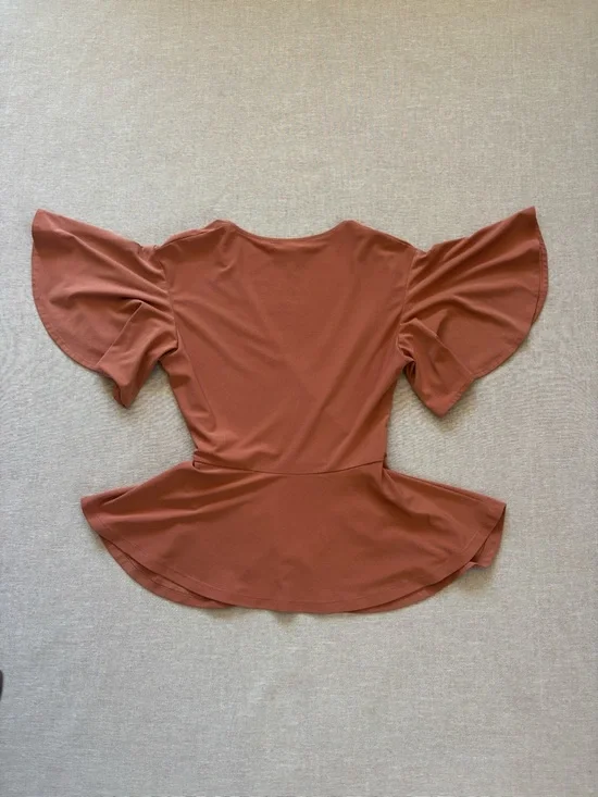 Leith mauve ruffle wrap top. - Picture 5 of 11